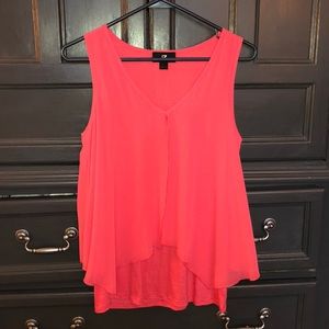 Pink tank